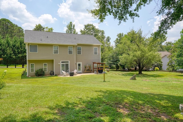 316 Crestview Ln, Spartanburg, SC 29301 - rear view of property featuring a lawn and a patio area