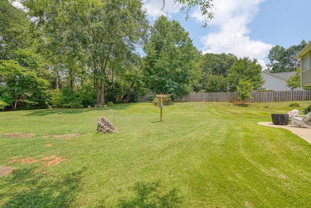 316 Crestview Ln, Spartanburg, SC 29301 - view of yard featuring a patio