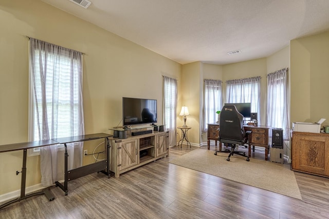 316 Crestview Ln, Spartanburg, SC 29301 - office area with wood finished floors and baseboards
