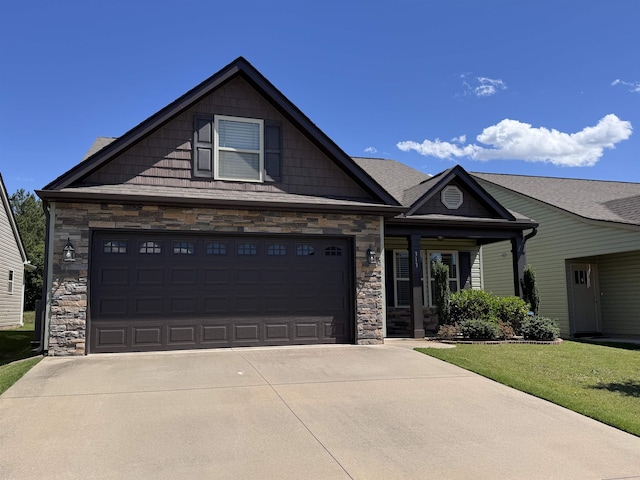 313 Trail Crossing Ln, Inmann, SC 29349 - view of front facade featuring stone siding, driveway, and a front lawn