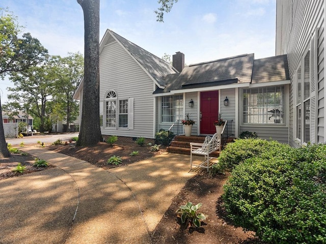 135 N Fairview Ave, Spartanburg, SC 29302 - view of front of home featuring a chimney