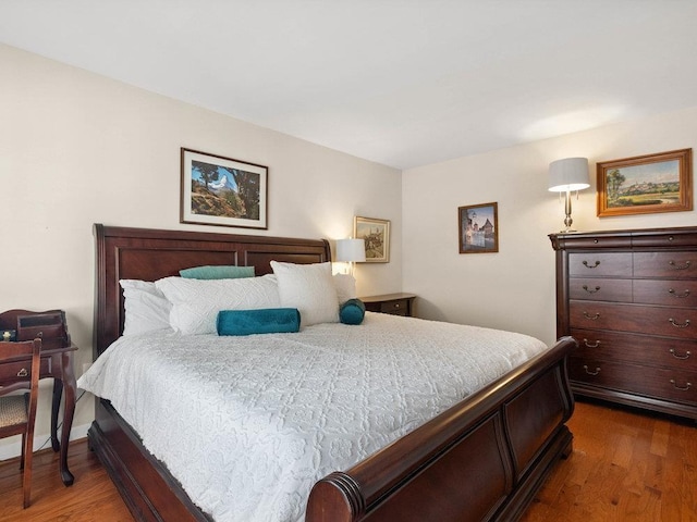 135 N Fairview Ave, Spartanburg, SC 29302 - bedroom with dark wood-type flooring
