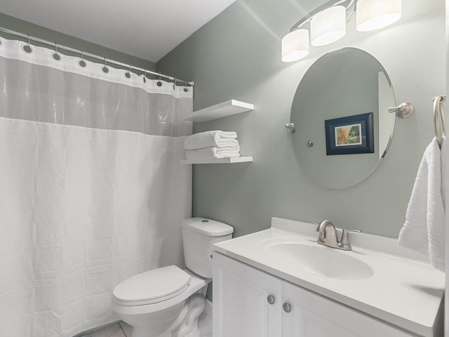 135 N Fairview Ave, Spartanburg, SC 29302 - full bathroom featuring vanity and a shower with curtain