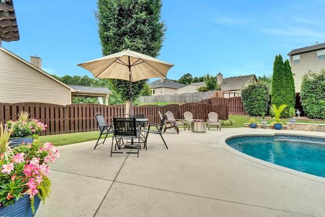 332 Heritage Point Dr, Simpsonville, SC 29681 - view of swimming pool featuring a patio area and outdoor dining area