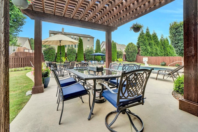 332 Heritage Point Dr, Simpsonville, SC 29681 - fenced backyard featuring outdoor dining space, a patio area, and a pergola