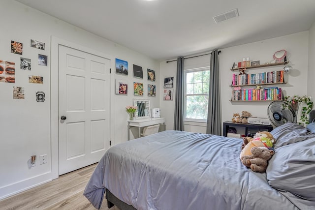 236 Heathwood Dr, Spartanburg, SC 29307 - bedroom with light wood-style flooring and baseboards