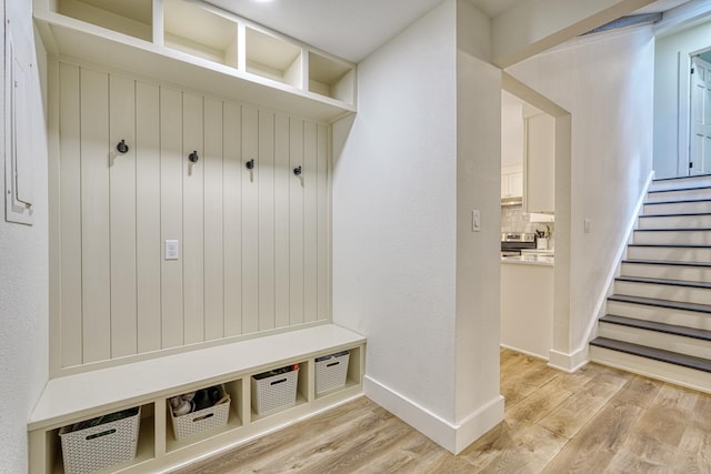 236 Heathwood Dr, Spartanburg, SC 29307 - mudroom featuring light wood-type flooring