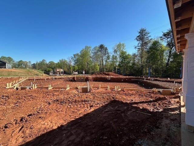336 Talbert Trl, Landrum, SC 29356