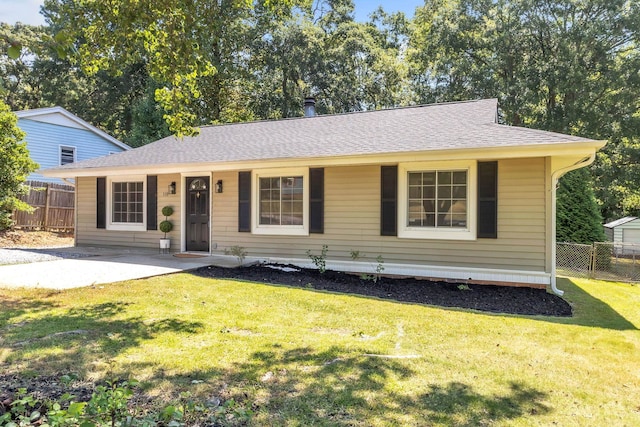 339 Crestview Dr, Spartanburg, SC 29306 - view of front of home with roof with shingles