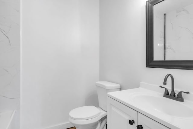 339 Crestview Dr, Spartanburg, SC 29306 - full bathroom featuring vanity, a tub, and a shower