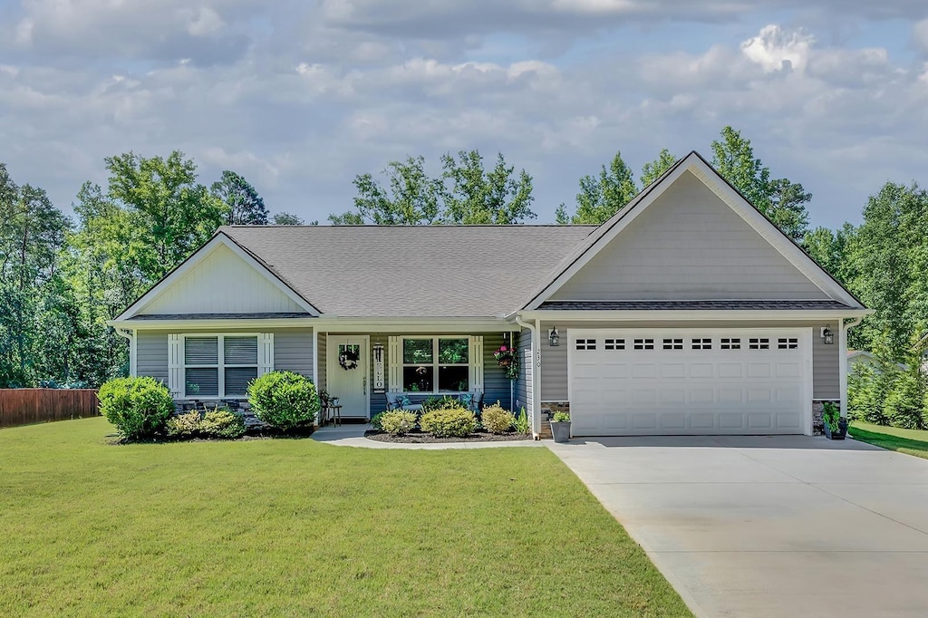 230 W Mountain Creek Church Rd, Greenville, SC 29609 - photo 1
