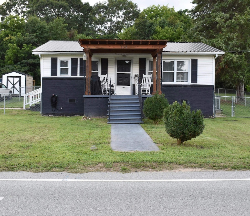 132 S Linda St, Cowpens, SC 29330 - photo 1