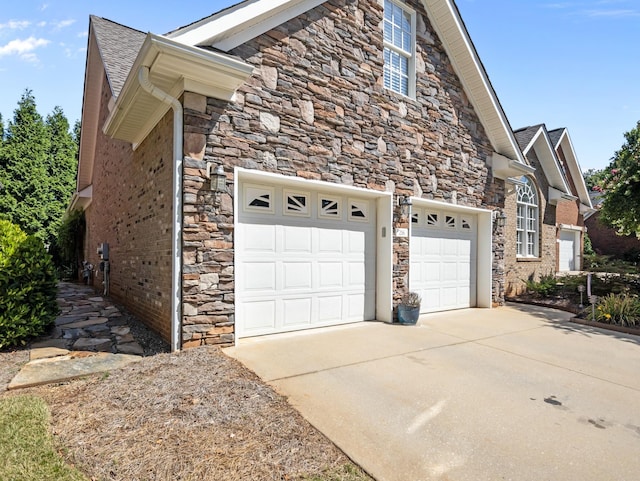 216 Arbours Ct, Spartanburg, SC 29307 - photo 2