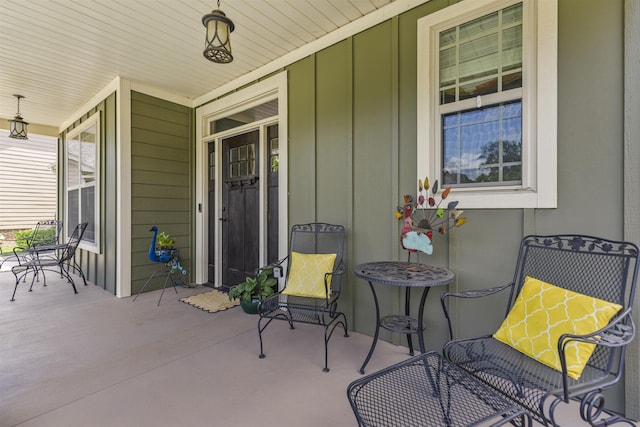 120 Beaumont Creek Ln, Greenville, SC 29609 - photo 2