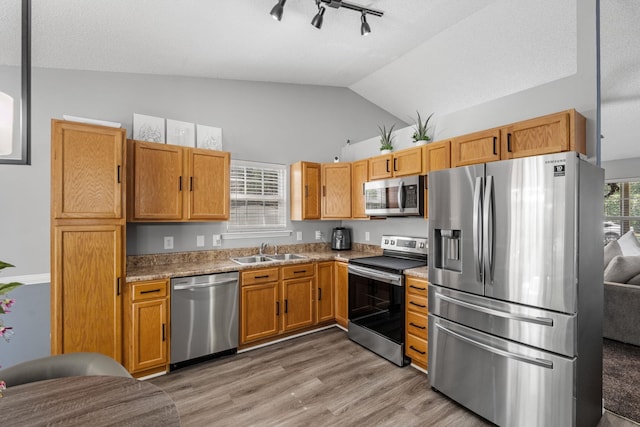 225 Snow St, Greer, SC 29651 - photo 5