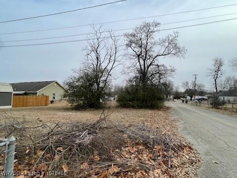 Listing photo 2 for TBD Mitchell, Sallisaw OK 74955