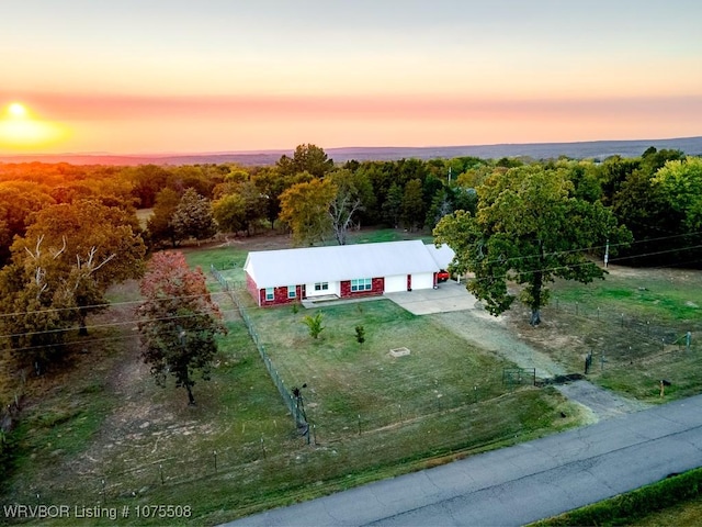 view of aerial view at dusk