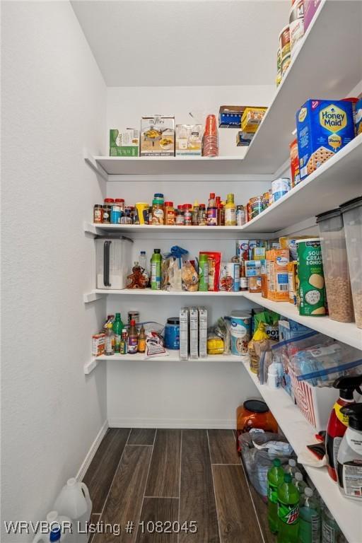 1138 Delta Dr, Van Buren, AR 72956 - view of pantry