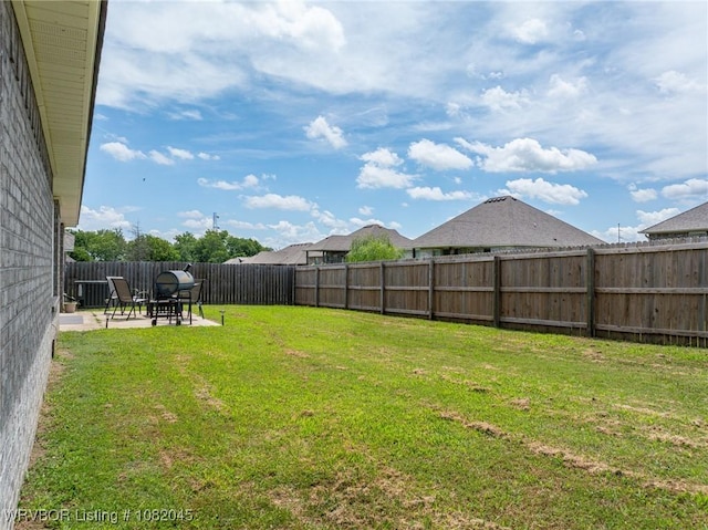 1138 Delta Dr, Van Buren, AR 72956 - fenced backyard featuring a patio