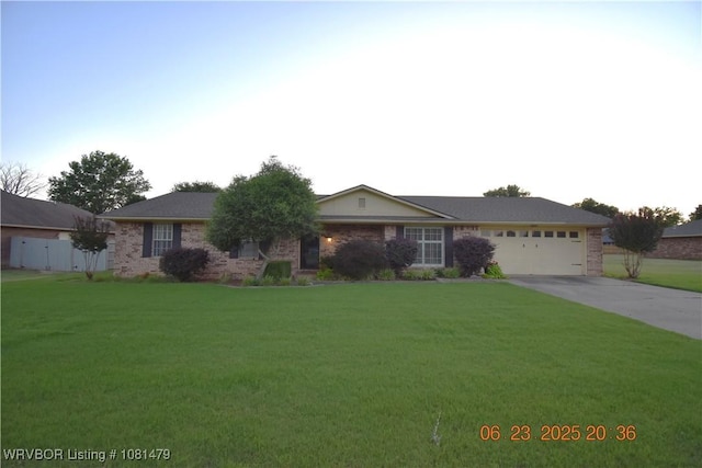 503 Fryar Dr, Sallisaw, OK 74955 - photo 1