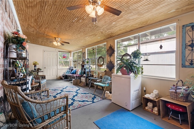 406 Hamilton St, Poteau, OK 74953 - sunroom / solarium featuring lofted ceiling