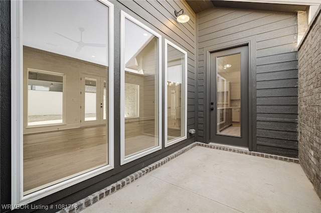 7627 Woodbine Ln, Fort Smith, AR 72916 - doorway to property