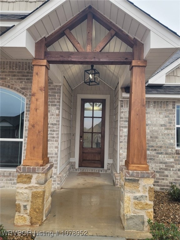 entrance to property with covered porch