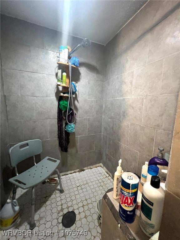 bathroom featuring walk in shower