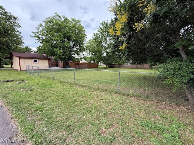 1304 S Elm St, Paris, AR 72855 - view of yard