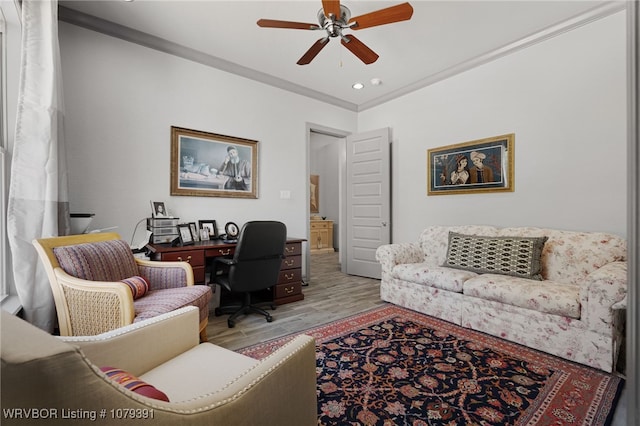 home office featuring recessed lighting, light wood-style flooring, crown molding, and a ceiling fan