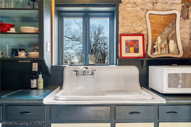 interior details featuring sink