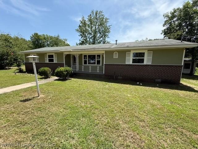 207 W 10th St, Mulberry, AR 72947 - photo 2