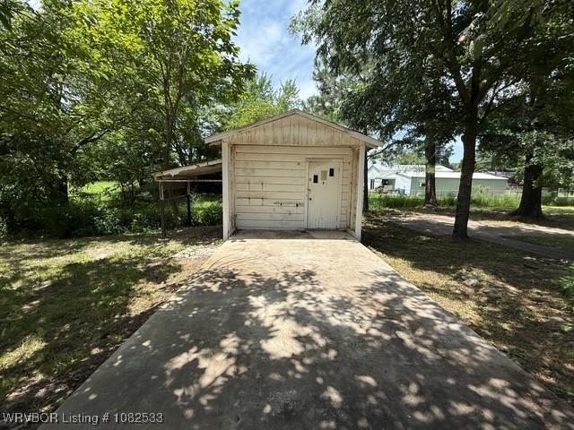 207 W 10th St, Mulberry, AR 72947 - photo 24