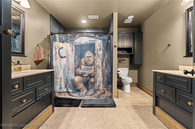 465 Boyd Dr, New Blaine, AR 72851 - bathroom with toilet, vanity, tile patterned floors, curtained shower, and baseboards