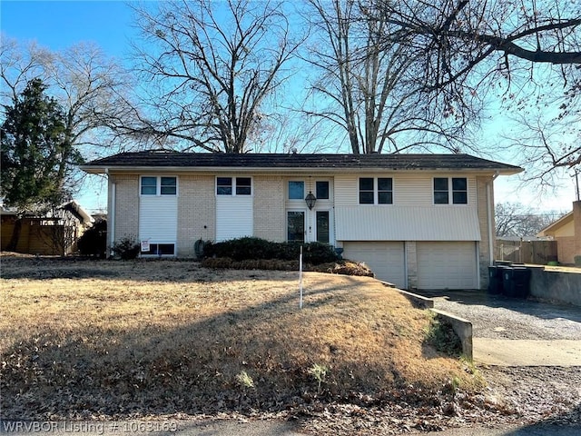 view of front facade with a garage