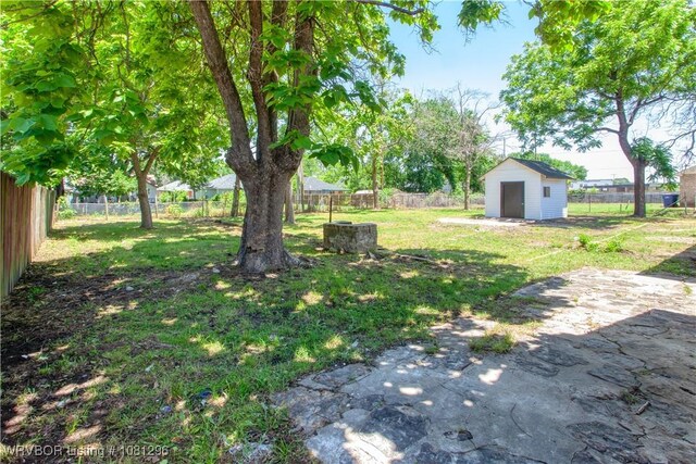 3305 Spradling Ave, Fort Smith, AR 72904 - view of yard with a patio