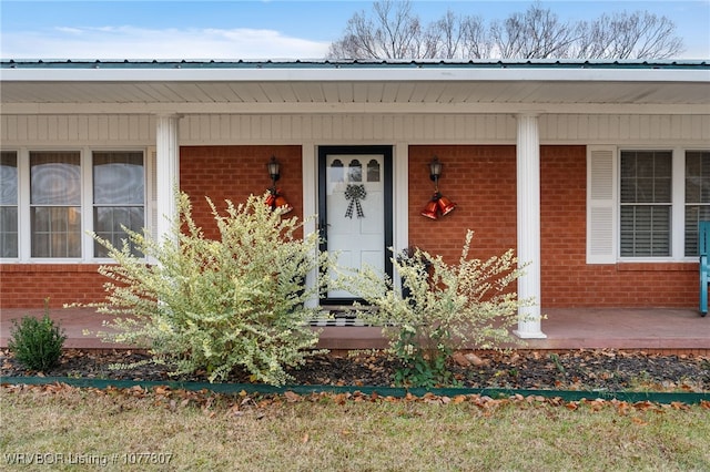 property entrance with a porch