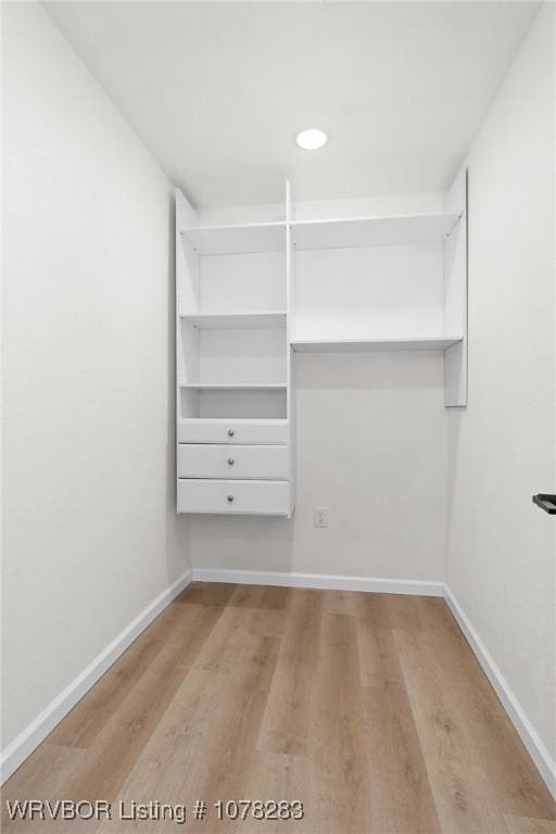 48 W Gary St, Greenwood, AR 72936 - walk in closet featuring light hardwood / wood-style flooring