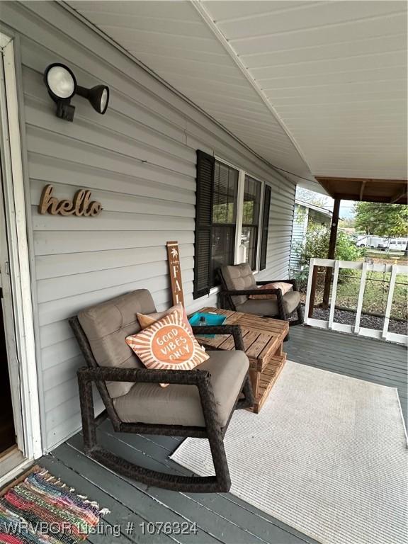 view of patio / terrace with a porch