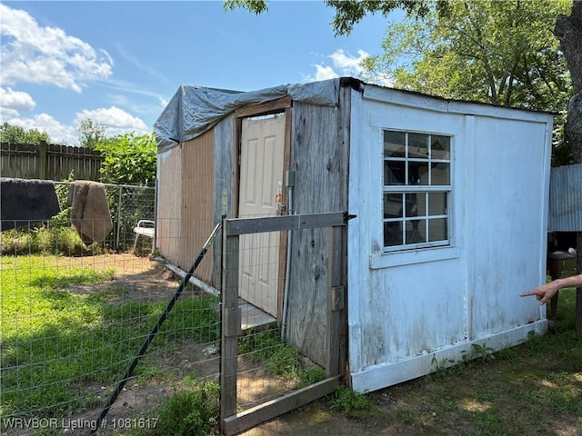 809 Owens St, Ozark, AR 72949 - view of shed
