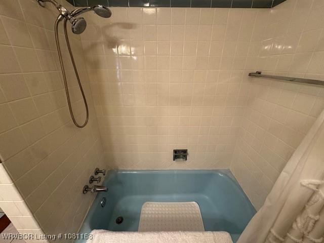 216 Jefferson Dr, Charleston, AR 72933 - full bathroom with shower / tub combo with curtain