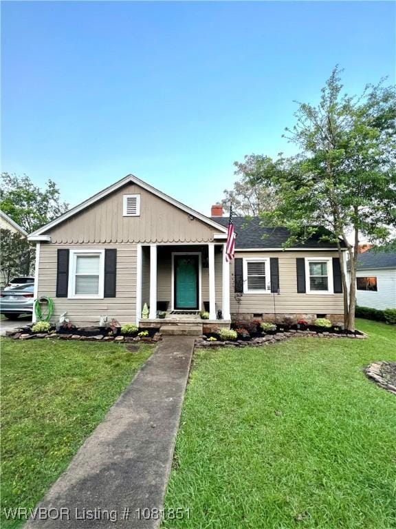 208 Cane Hill St, Van Buren, AR 72956 - view of front of property featuring a front yard and covered porch