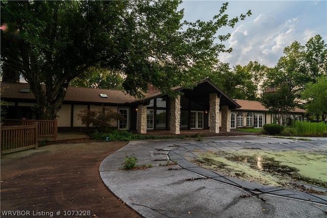 view of front of home