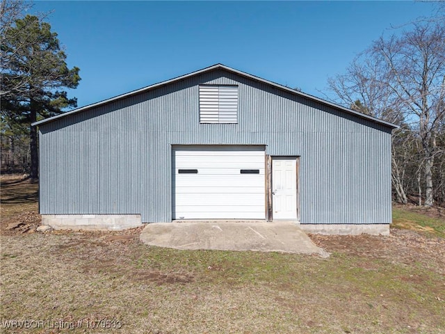 view of outbuilding featuring an outbuilding