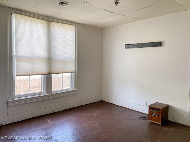 300 17th St, Fort Smith, AR 72901 - unfurnished room featuring hardwood / wood-style floors