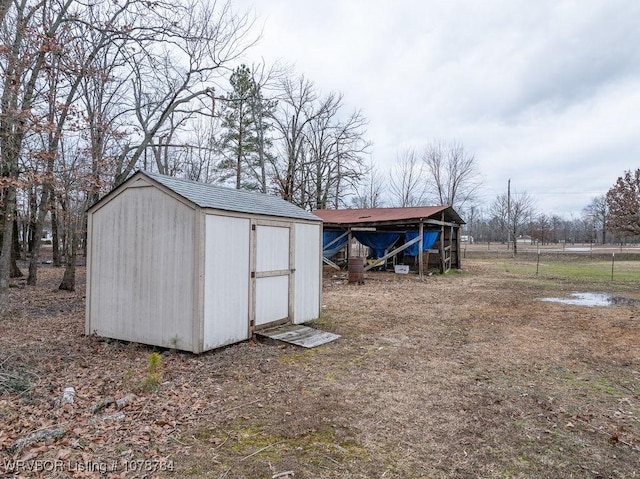 view of outdoor structure