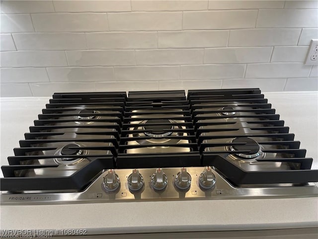 9121 Wayne Xing, Fort Smith, AR 72916 - kitchen view of stove and backsplash