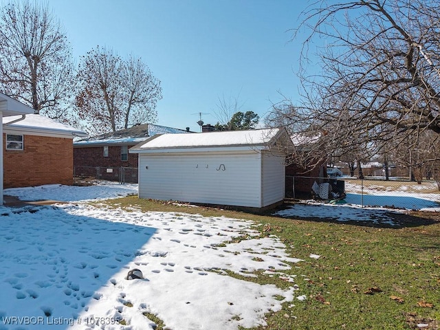 exterior space featuring a storage shed