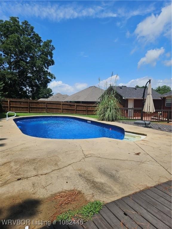 2301 Joyce Dr, Lavaca, AR 72941 - photo 2