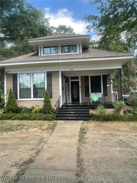 view of front of house featuring covered porch